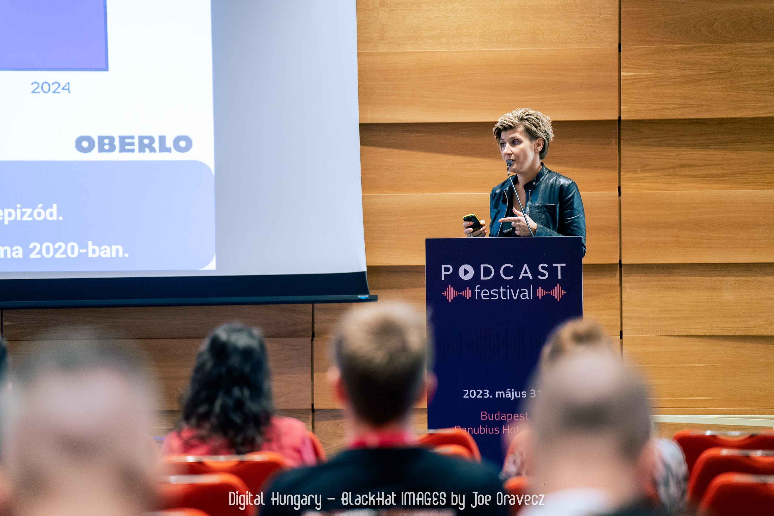 Új művészeti ág született? Megmentő csoda vagy kommercializáló erő a podcastok megjelenése a kulturális térben?