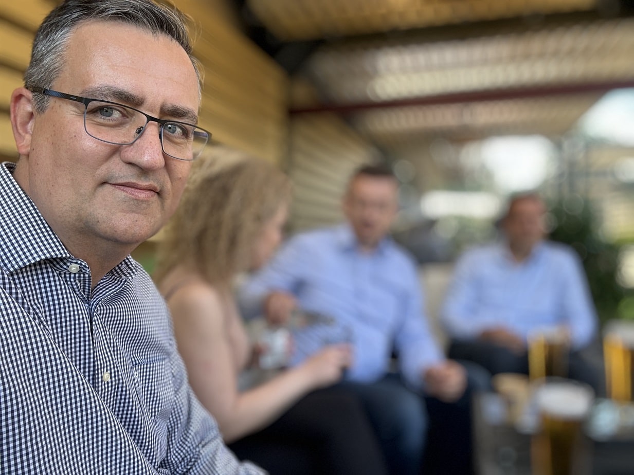 Magasabb fokozatra kapcsol az EssenceMediacom a régióban