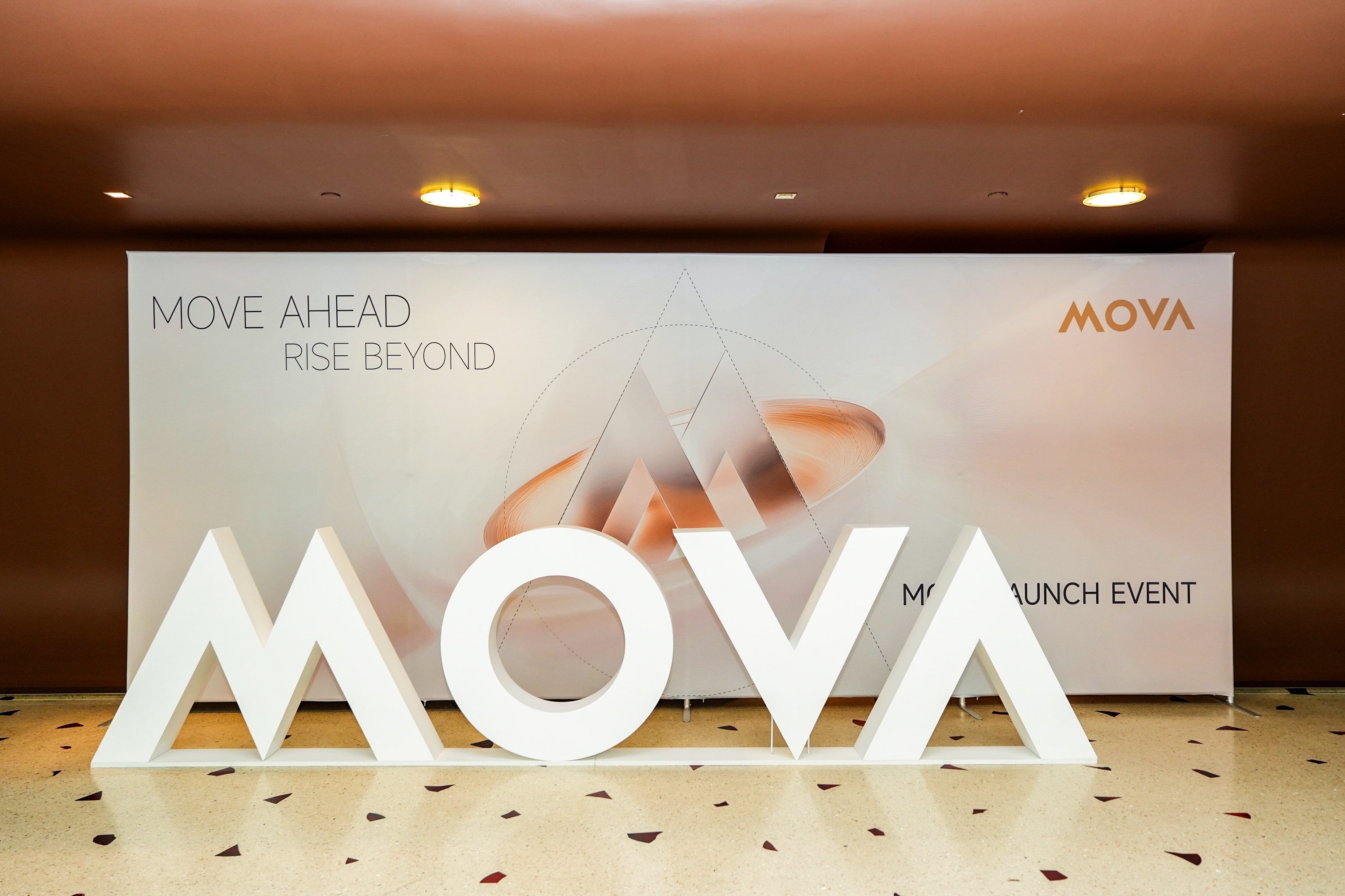 Innováció, dizájn és mesterséges intelligencia: Budapesten mutatkozott be a MOVA prémium technológiai márka