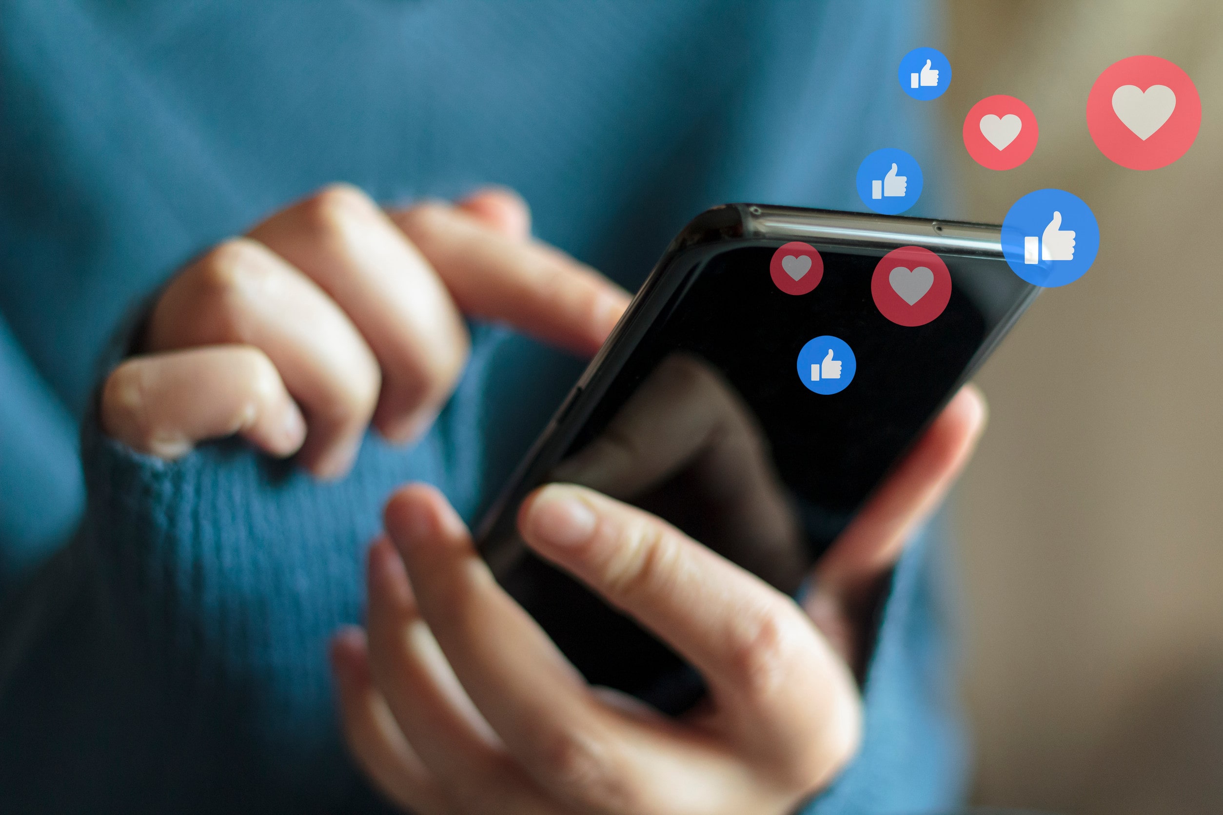 Egyedülálló együttműködésbe kezdett Magyarországon a Facebook és a Jófogás
