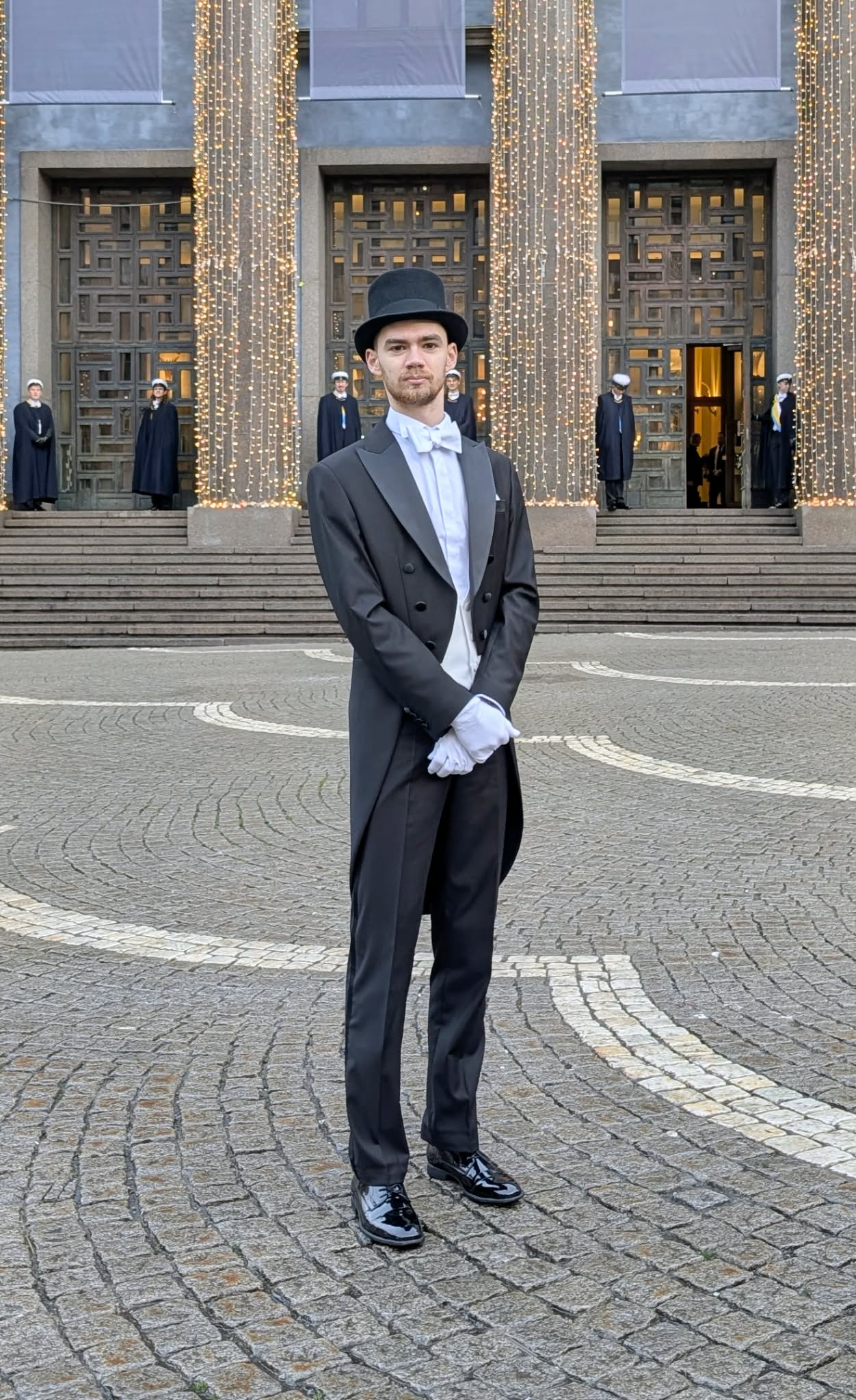 Magyar fiatal a tudományos világ elitjében: idén is volt magyar diák-delegáltja a Nobel-díj átadási ceremóniának és a nemzetközi ifjúsági tudományos szemináriumnak
